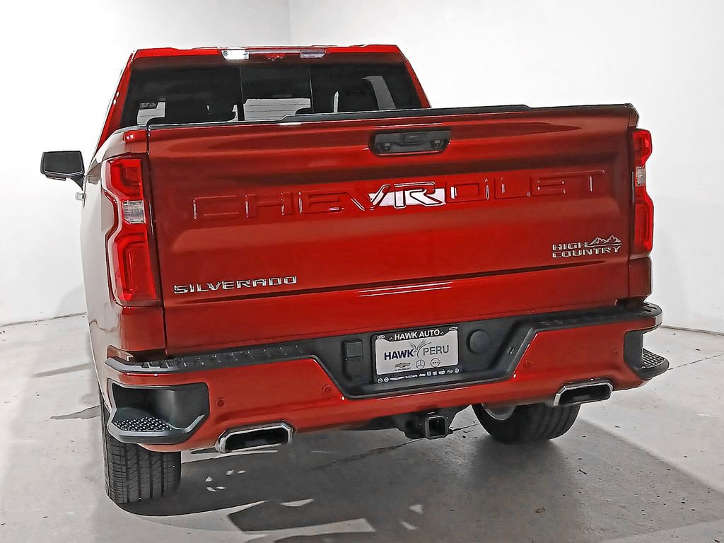 Used 2025 Chevrolet Silverado 1500 High Country w/ Technology Package image 5