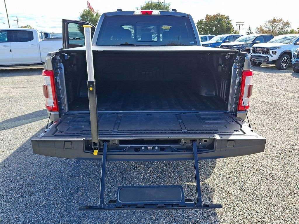 Used 2022 Ford F150 Lariat image 29
