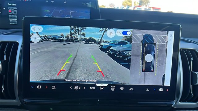 New 2025 Ford Expedition Active image 24