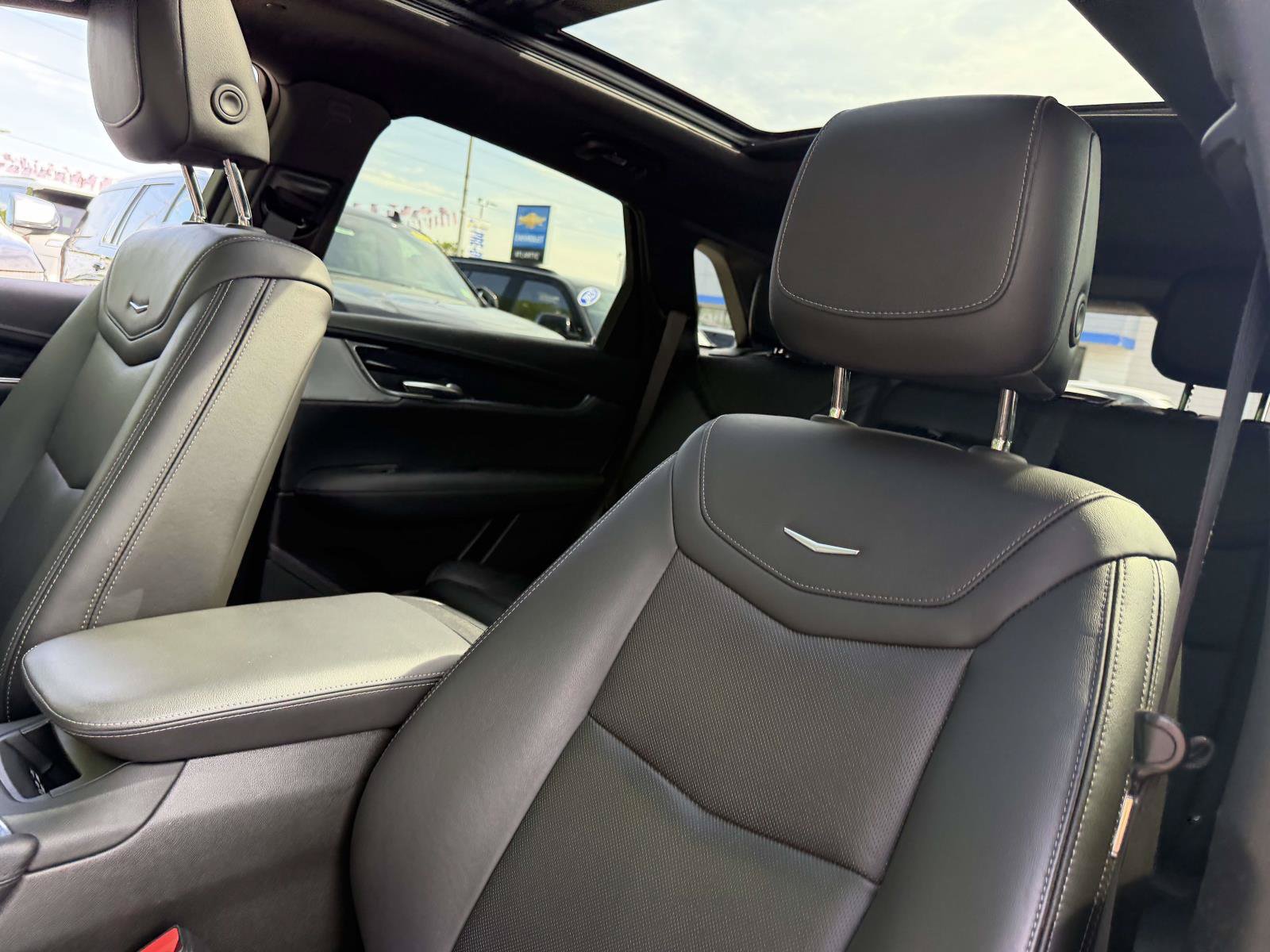 Certified 2023 Cadillac XT5 Premium Luxury AWD/4WD image 20