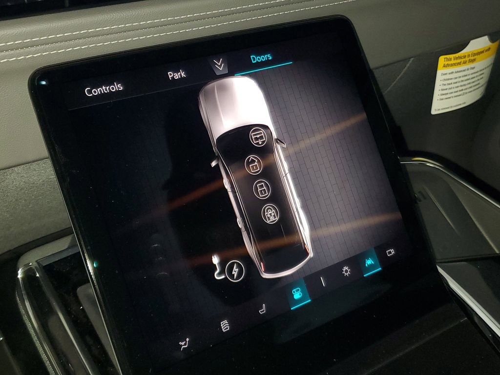 New 2026 Cadillac Escalade IQ Sport 1 w/ LPO, ONYX Package image 24