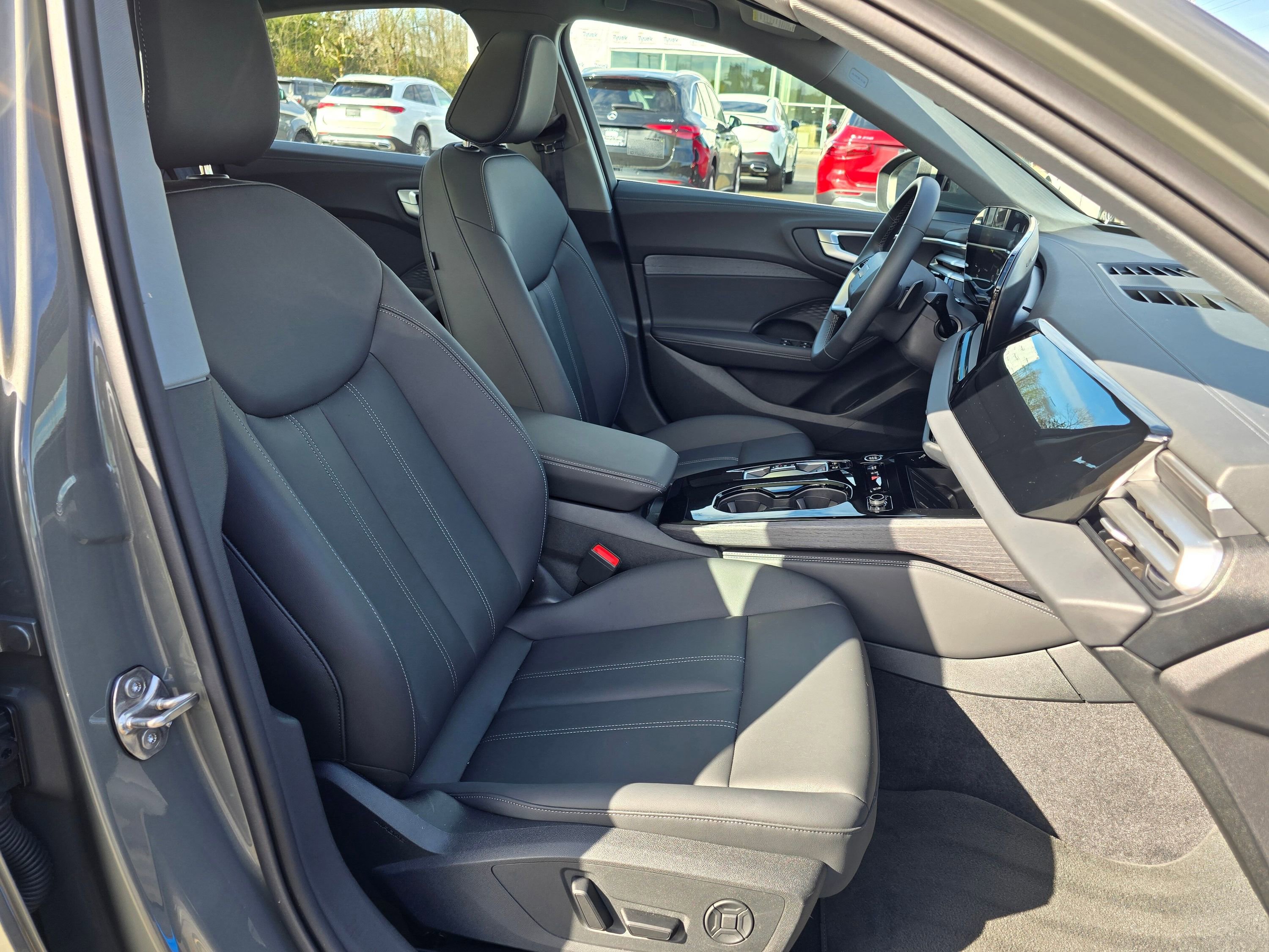 Used 2025 Audi A5 2.0T Premium w/ Convenience Package image 27