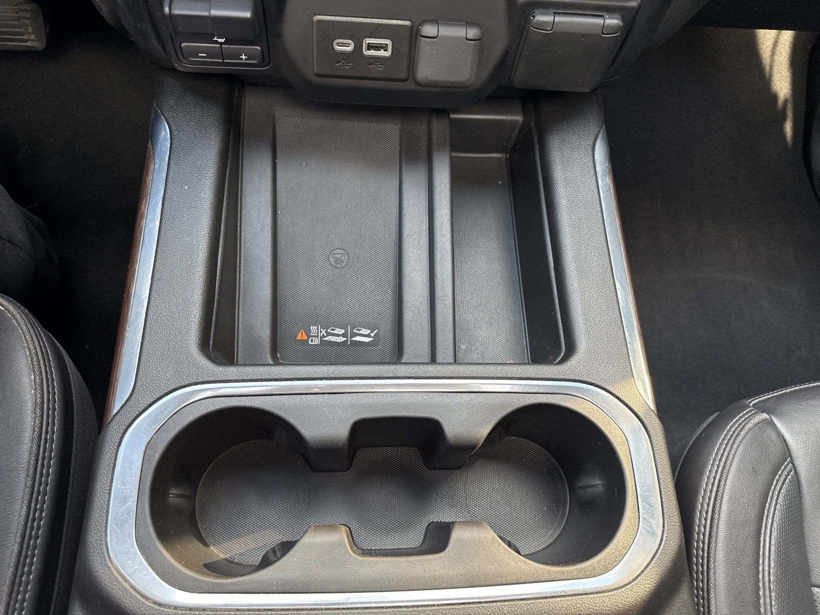 Used 2022 Chevrolet Silverado 3500 High Country image 29