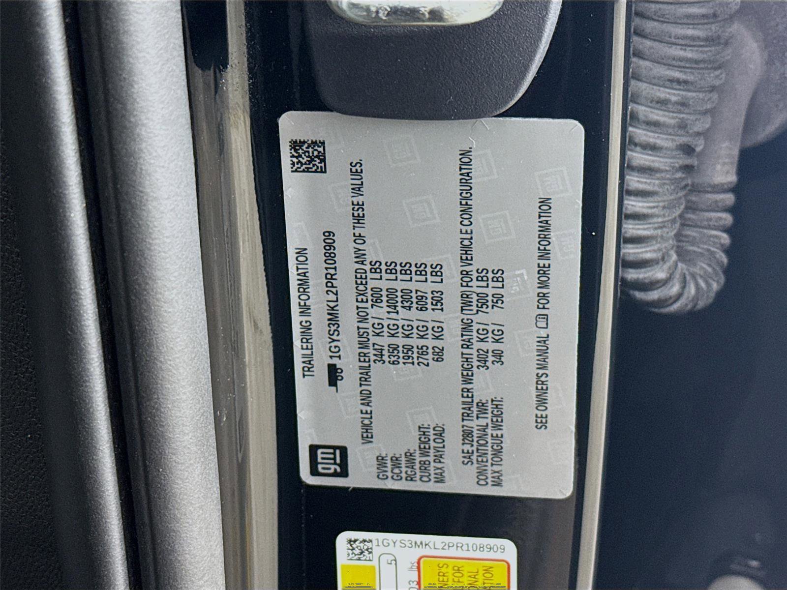 Used 2023 Cadillac Escalade ESV Premium Luxury Platinum image 14