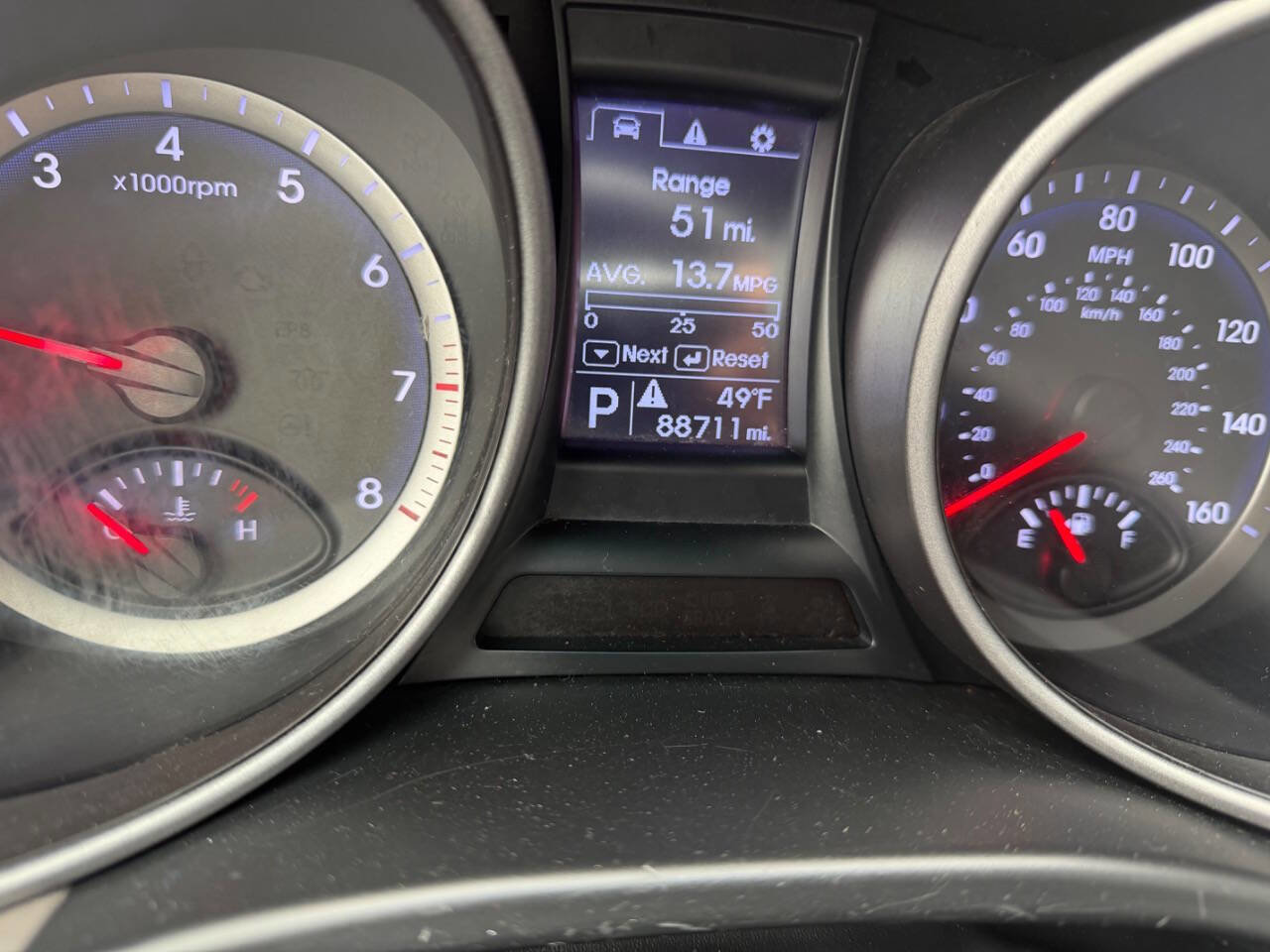 Used 2015 Hyundai Santa Fe GLS image 3