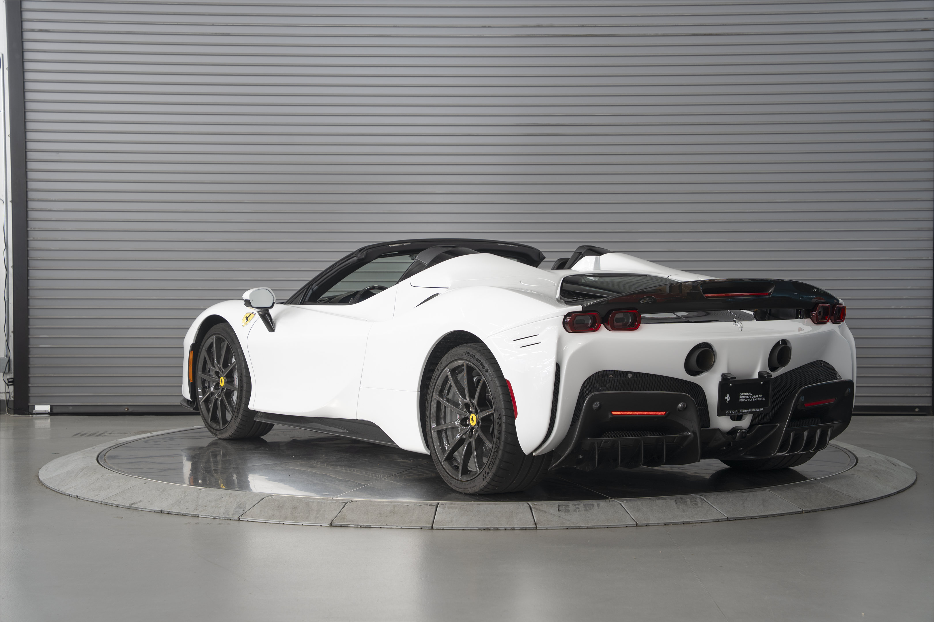 Used 2023 Ferrari SF90 Spider AWD/4WD image 3