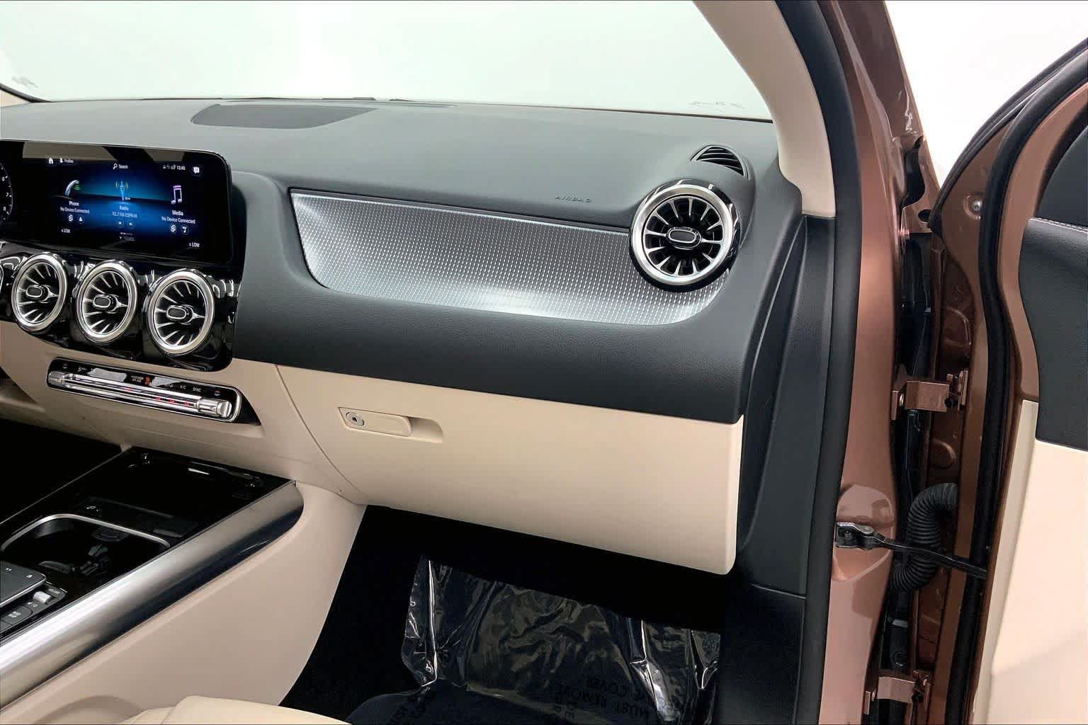 Certified 2023 Mercedes-Benz GLA 250 image 27