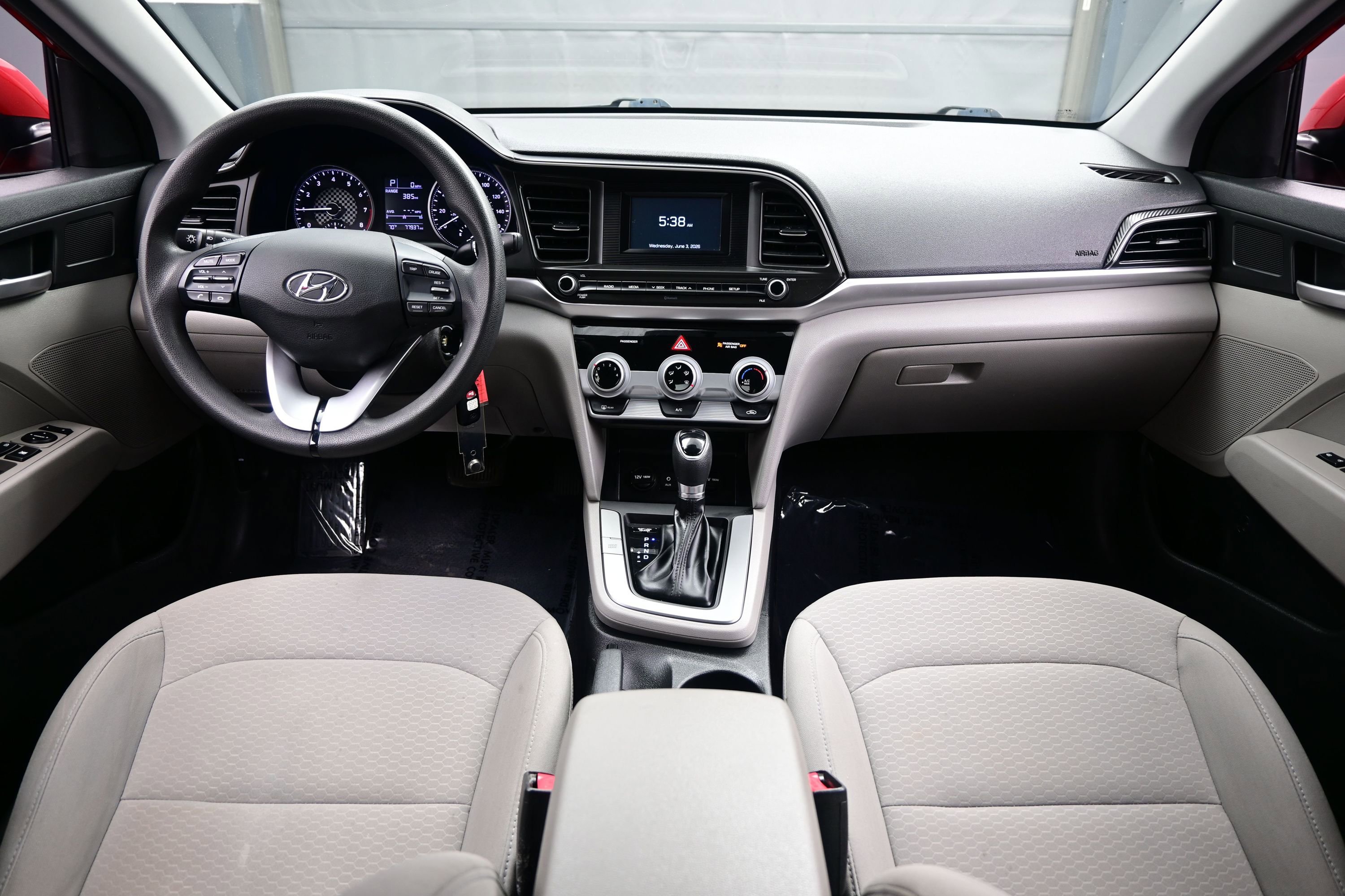 Used 2019 Hyundai Elantra SE FWD image 15