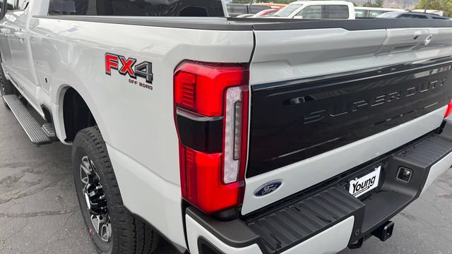 Used 2025 Ford F350 Platinum AWD/4WD image 15