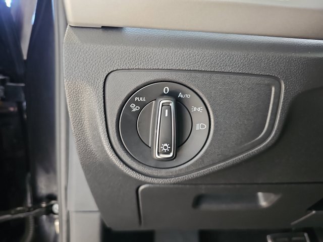 Used 2021 Volkswagen Atlas SEL R-Line image 28