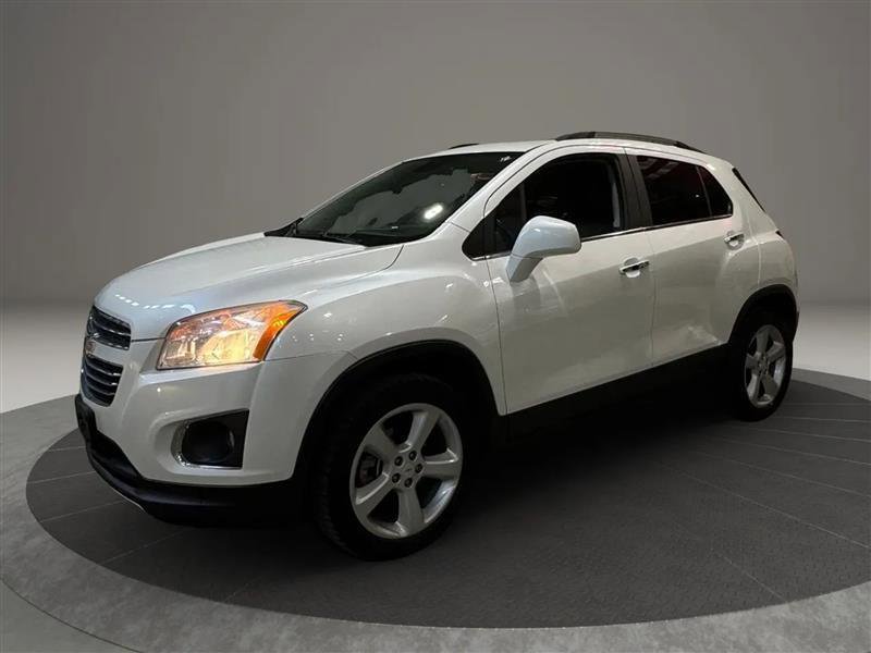 Used 2015 Chevrolet Trax LTZ AWD/4WD image 2