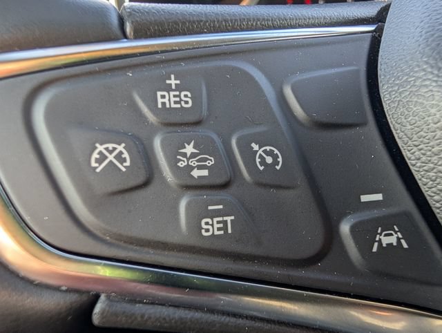 Used 2024 Chevrolet Equinox LT FWD image 17