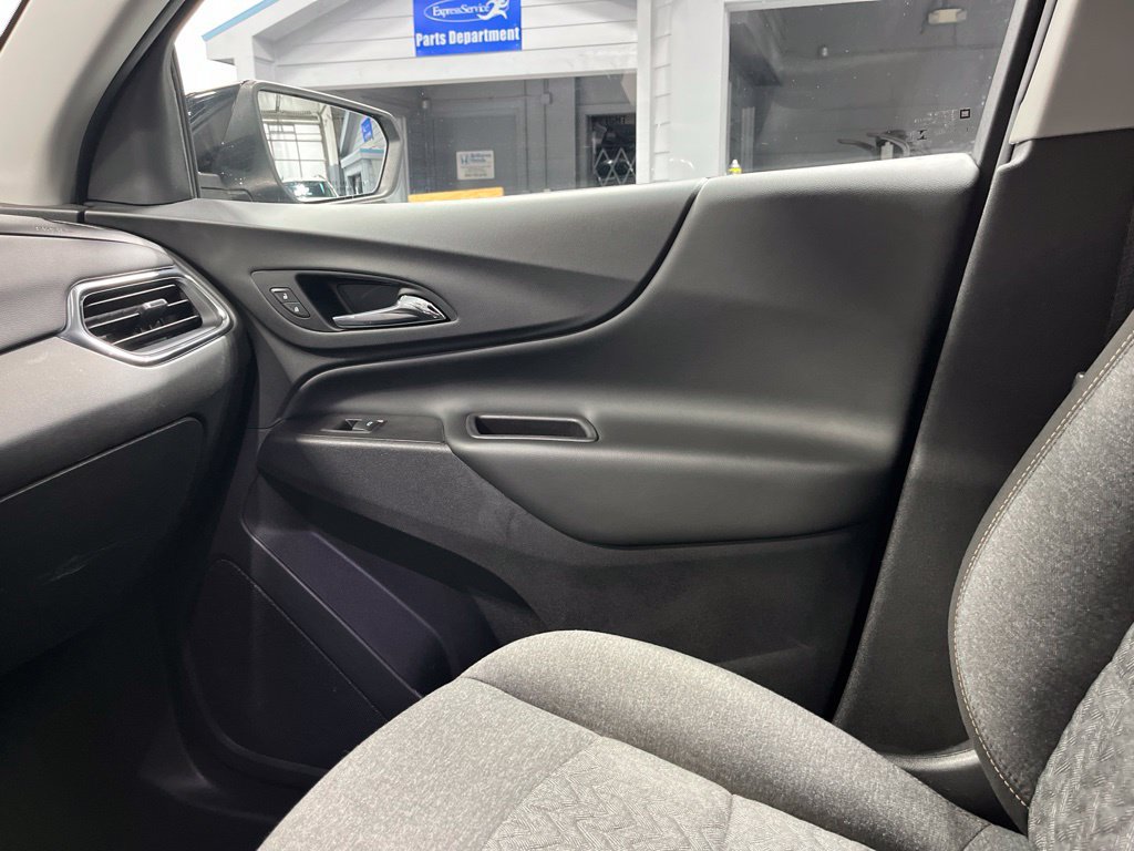 Used 2022 Chevrolet Equinox LT FWD image 18