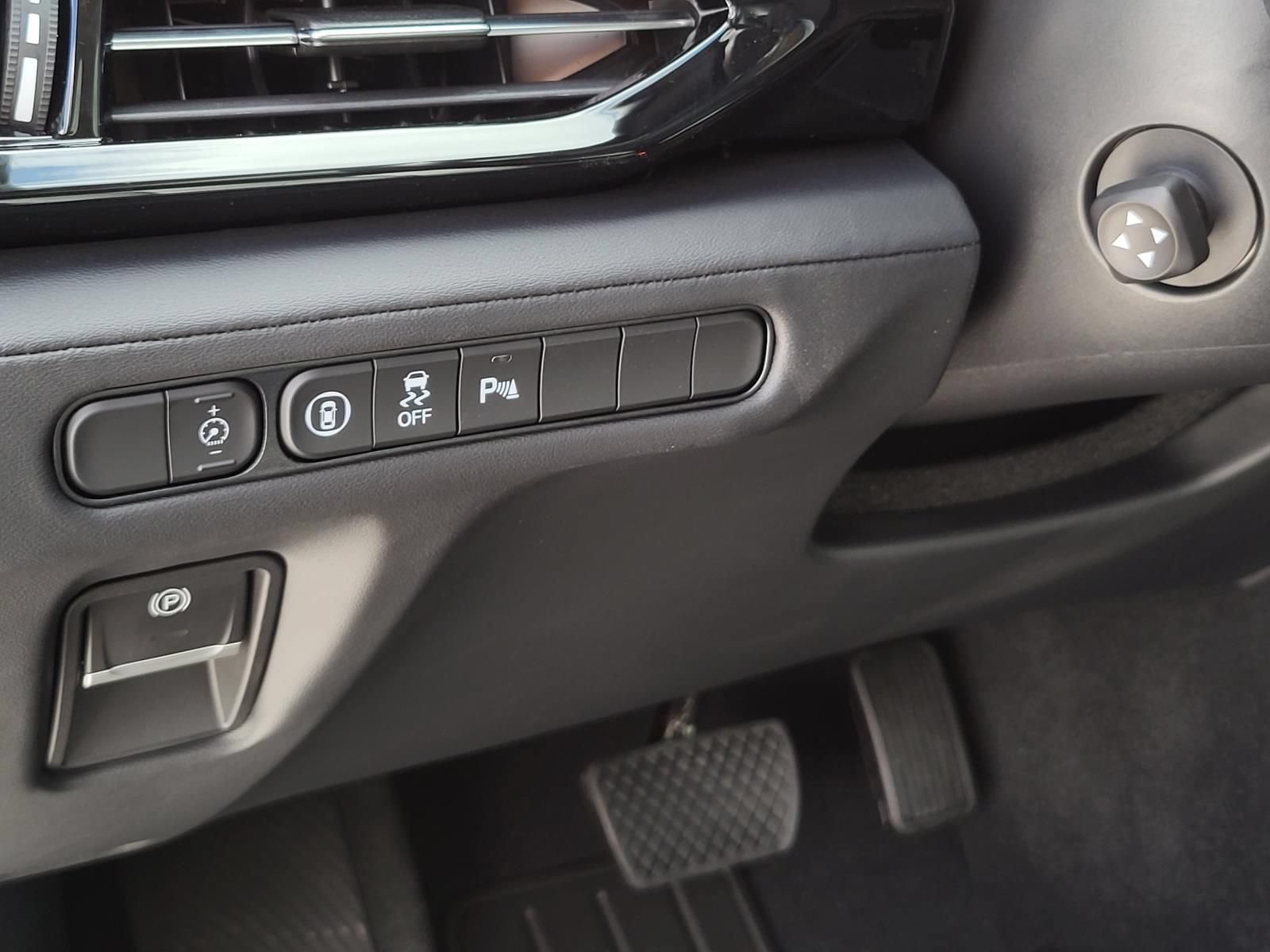 Used 2026 Acura MDX SH-AWD w/ Technology Package image 20