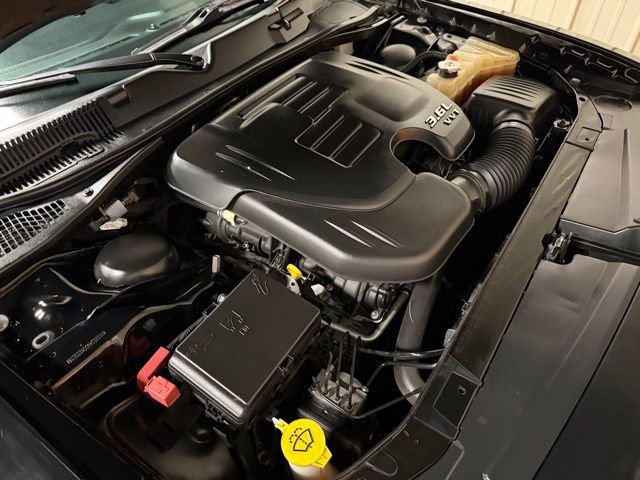 Used 2021 Dodge Challenger SXT image 39