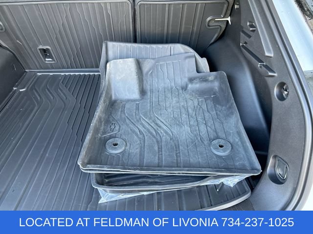 Used 2026 Chevrolet Equinox EV LT FWD image 33