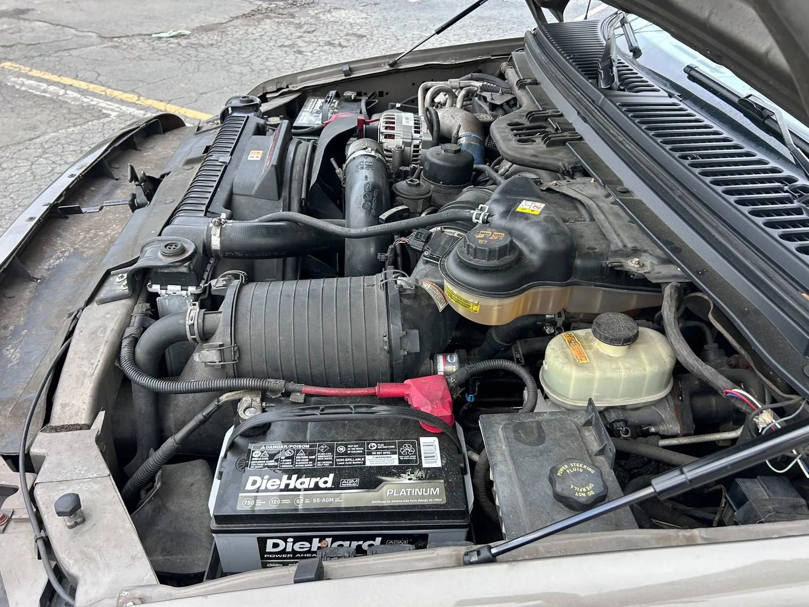 Used 2005 Ford Excursion Limited RWD image 15