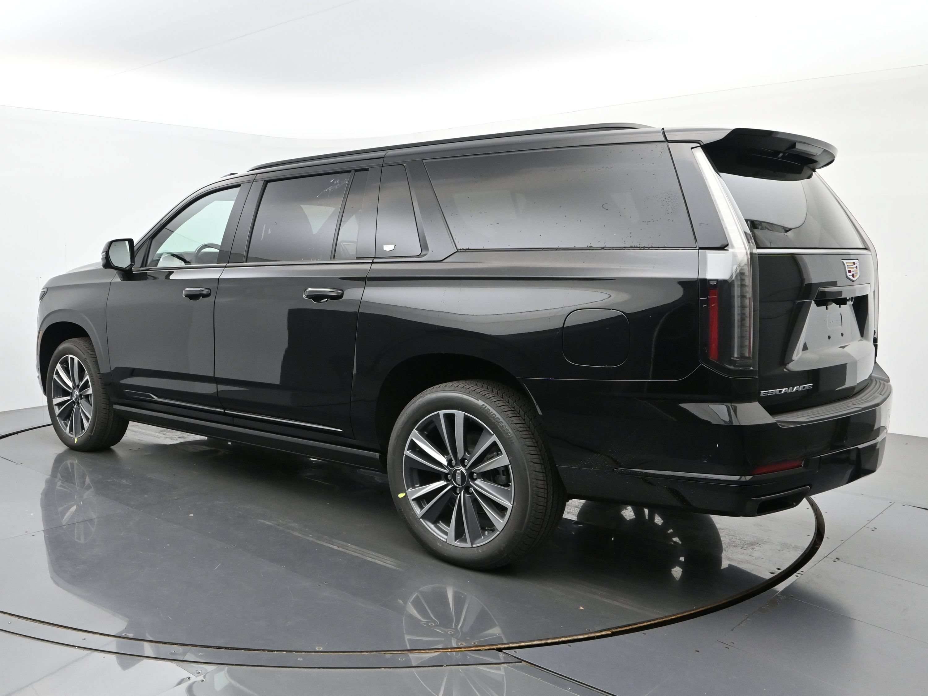 New 2027 Cadillac Escalade ESV Sport w/ Touring Package AWD/4WD image 3