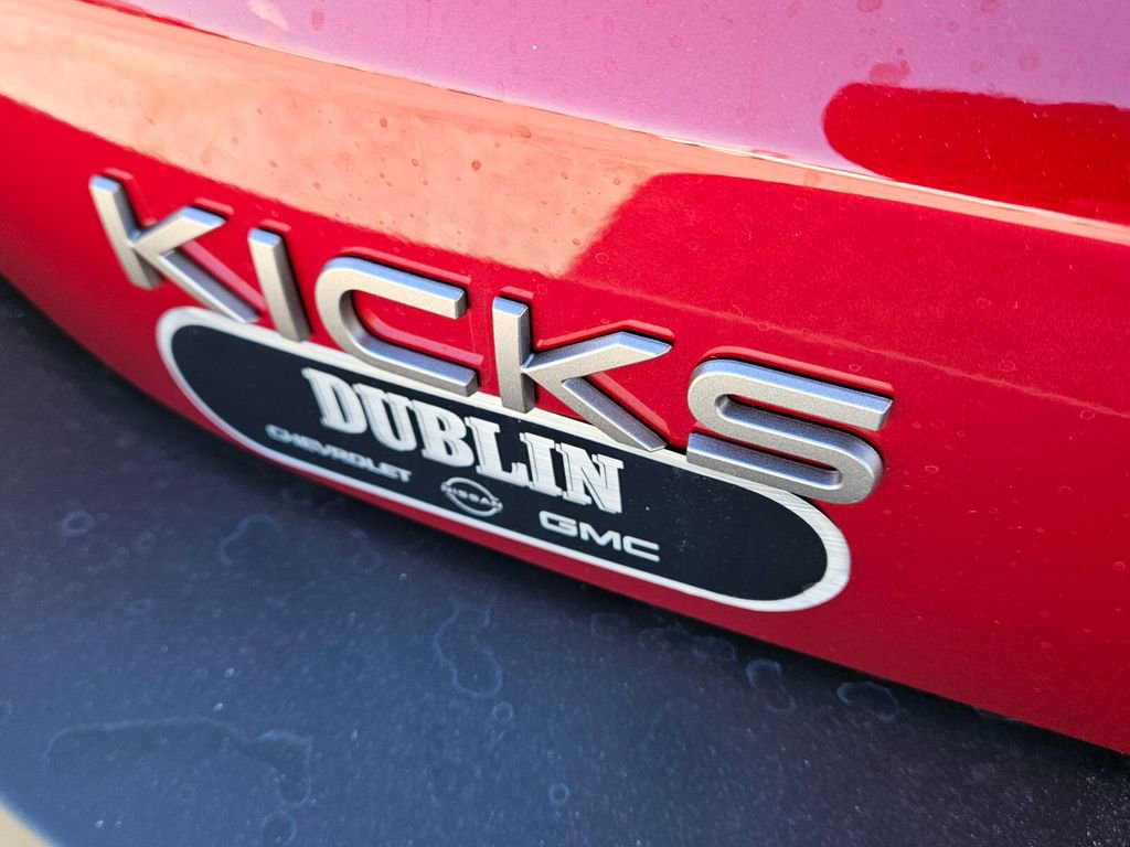 New 2026 Nissan Kicks SR w/ Cold Weather Package image 9