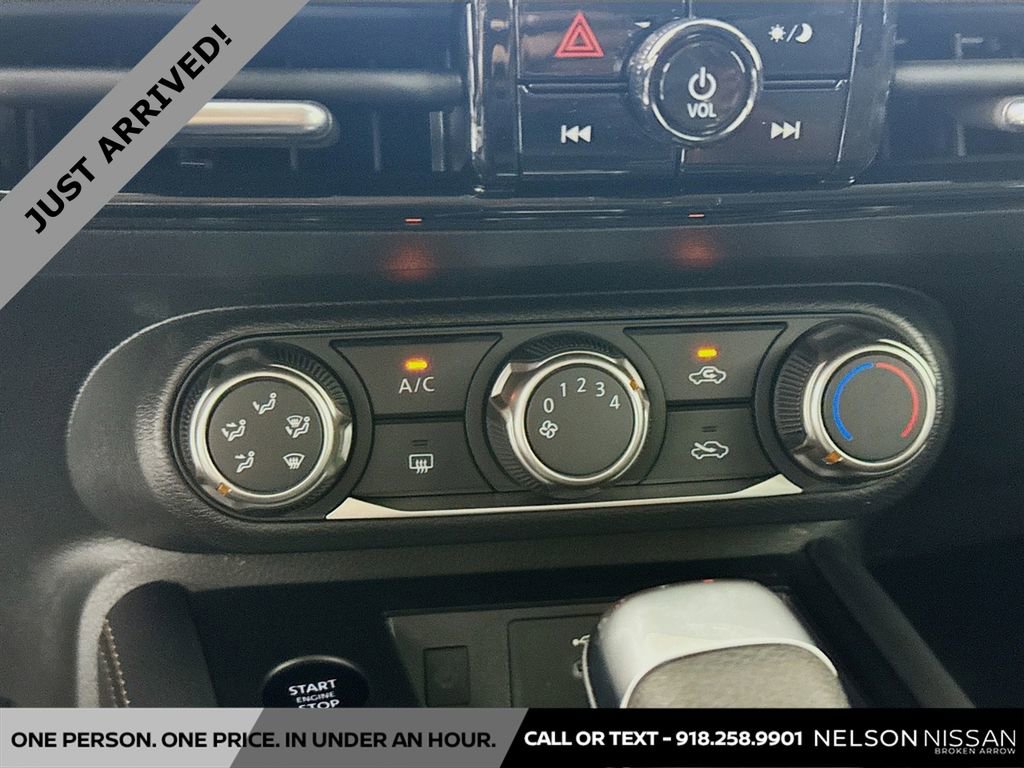 Certified 2025 Nissan Kicks SV image 14