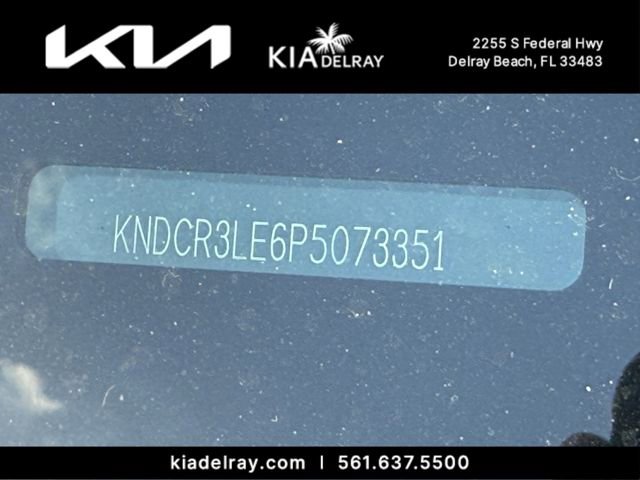 Used 2023 Kia Niro EX Touring image 10