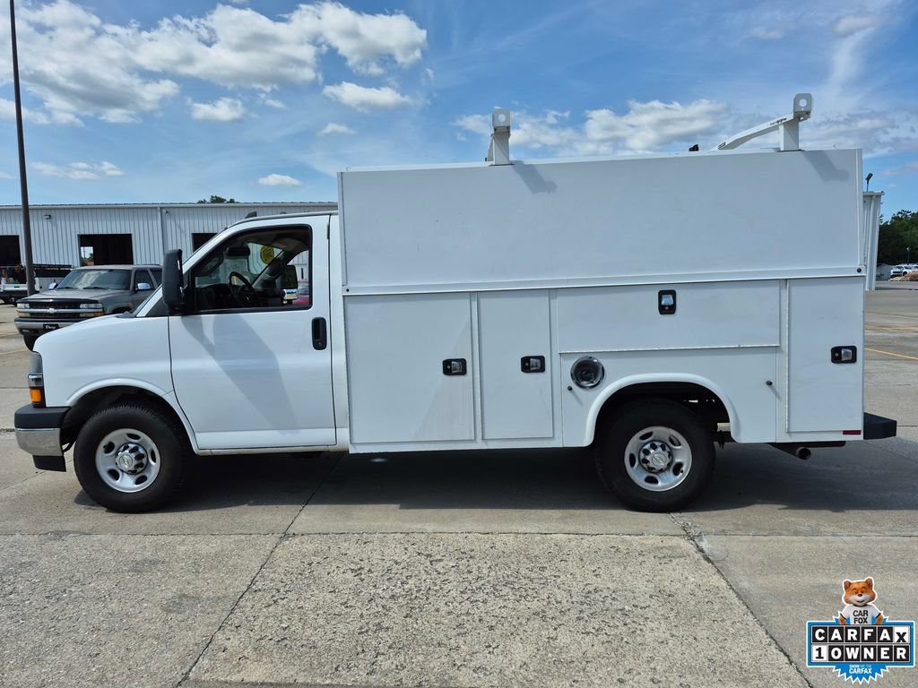 Used 2021 Chevrolet Express 3500 w/ Power Convenience Package RWD image 4