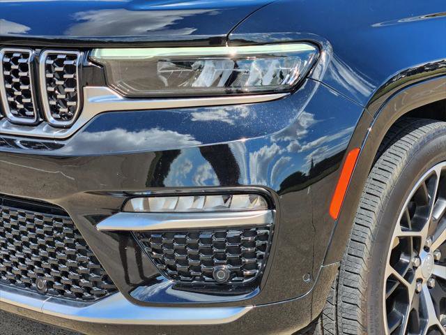 Certified 2023 Jeep Grand Cherokee Summit image 8