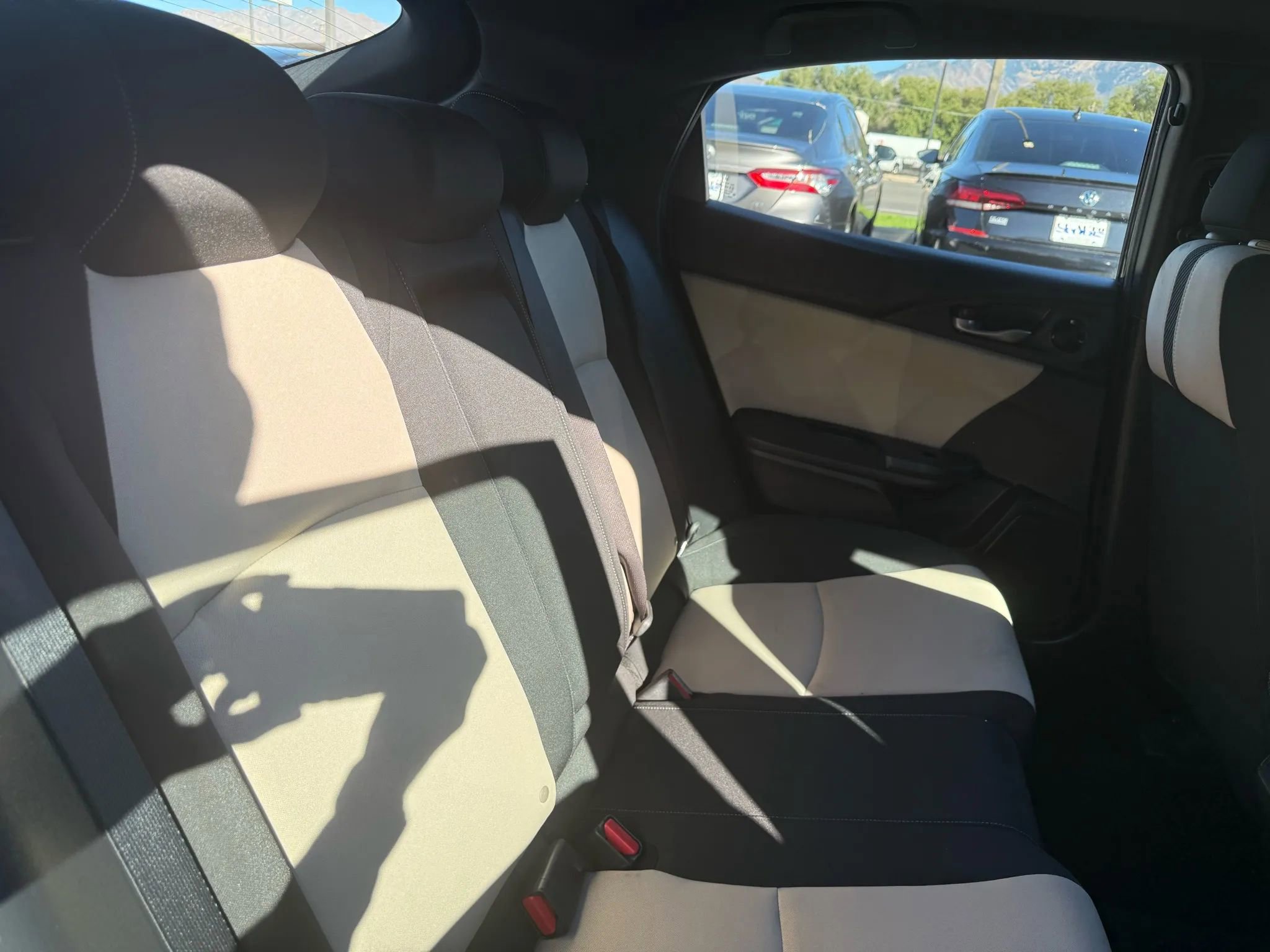 Used 2018 Honda Civic EX image 26