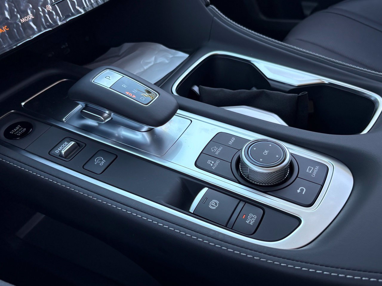 New 2027 INFINITI QX60 Luxe FWD image 26