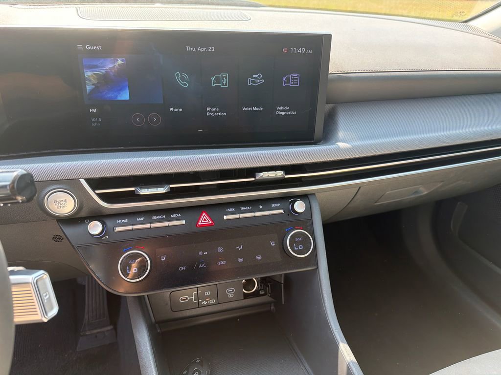 Used 2025 Hyundai Sonata SEL FWD image 28