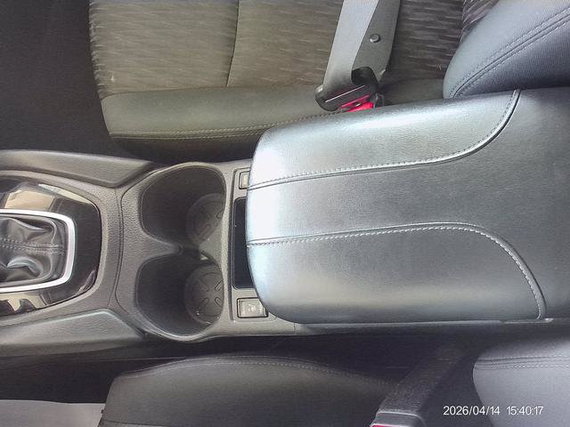 Used 2018 Nissan Rogue SV AWD/4WD image 13