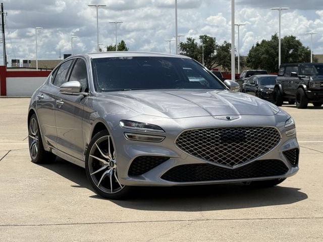 Used 2022 Genesis G70 3.3T RWD image 2