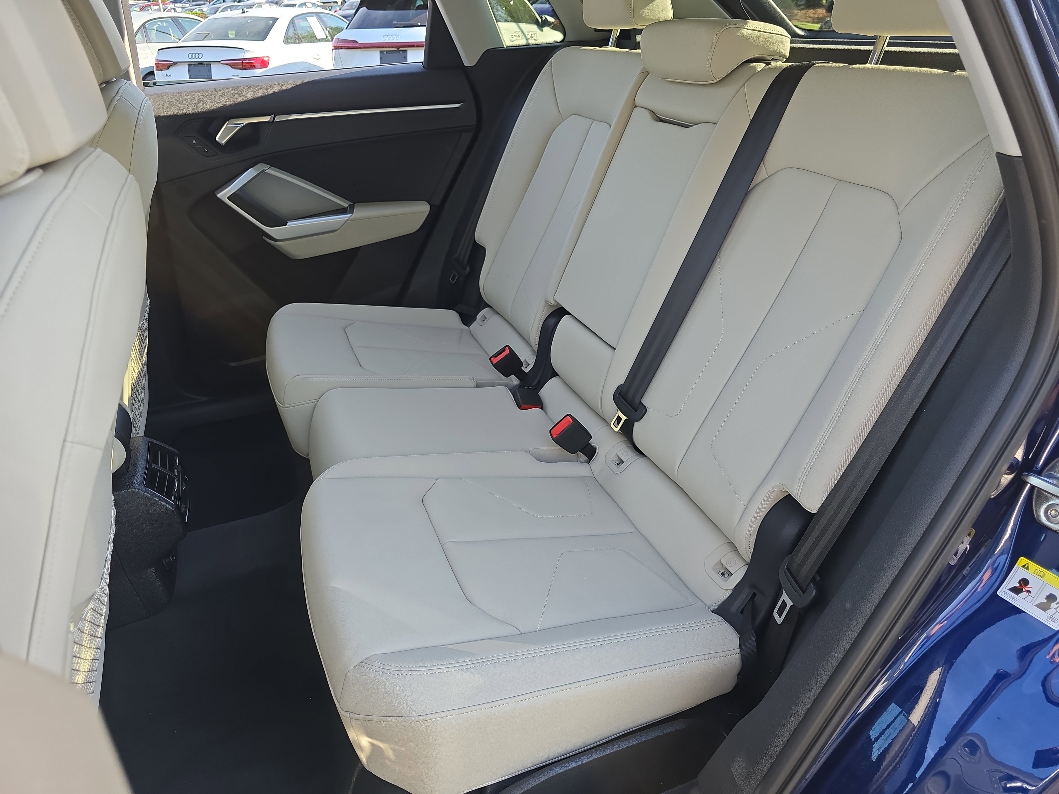 Used 2024 Audi Q3 2.0T Premium Plus image 14