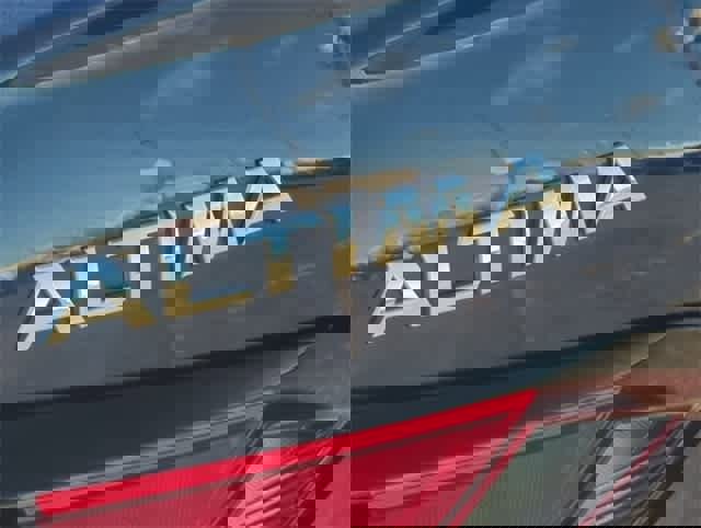 Used 2022 Nissan Altima 2.5 Platinum image 13