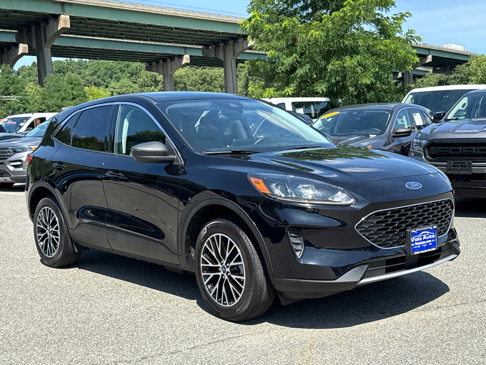 Certified 2022 Ford Escape SE w/ Cold Weather Package