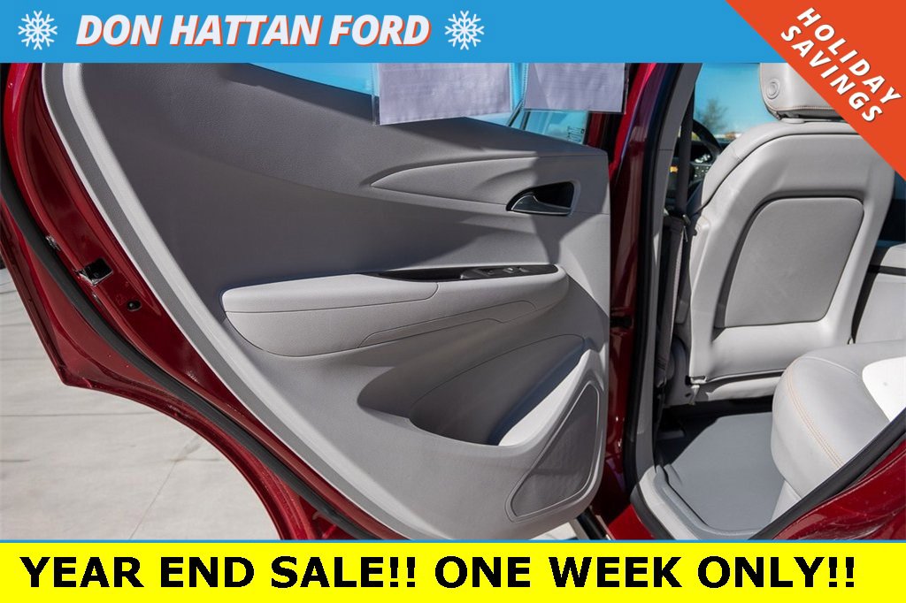 Used 2020 Chevrolet Bolt Premier w/ Infotainment Package image 18