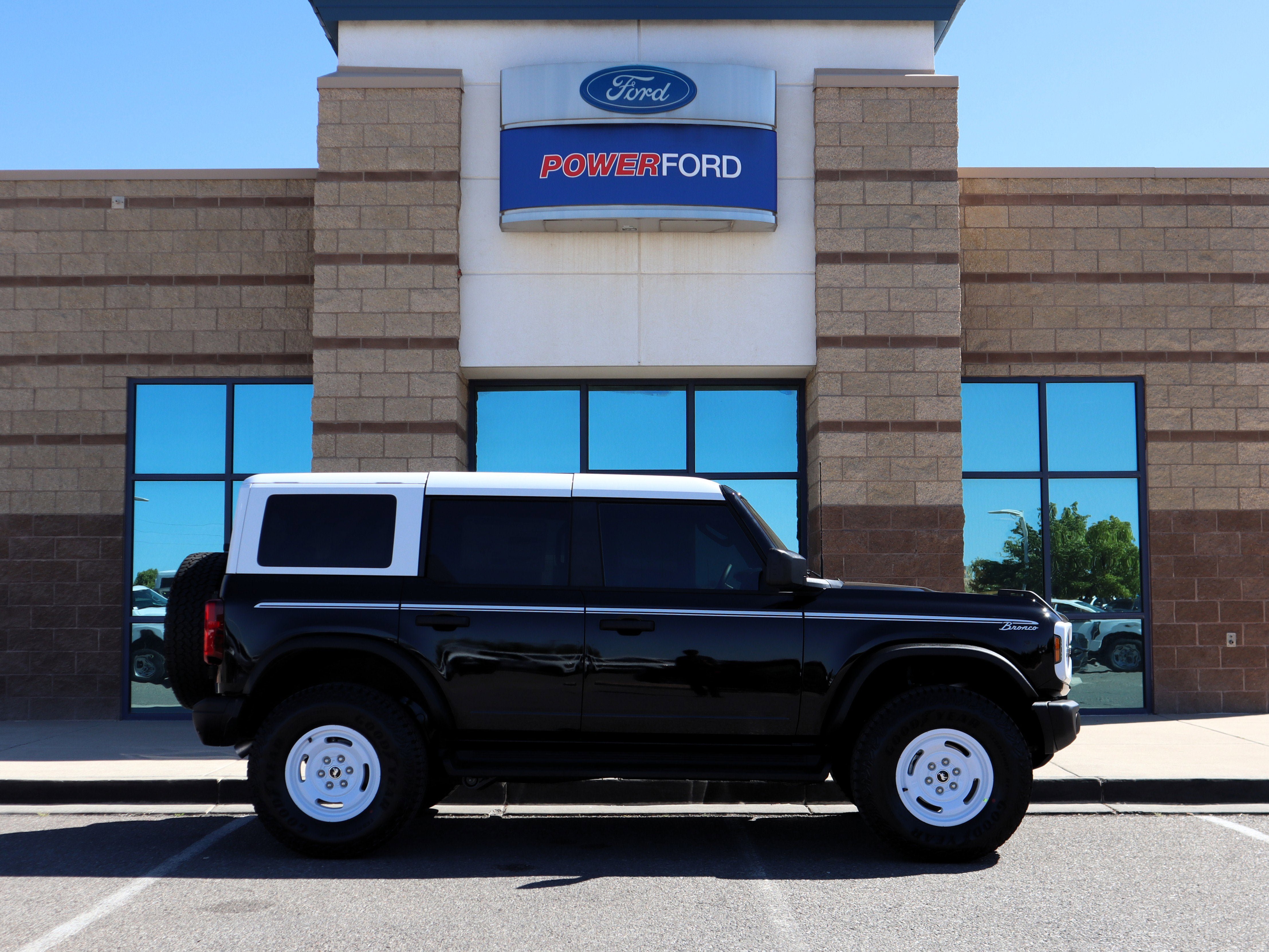 New 2026 Ford Bronco Heritage Edition AWD/4WD image 5