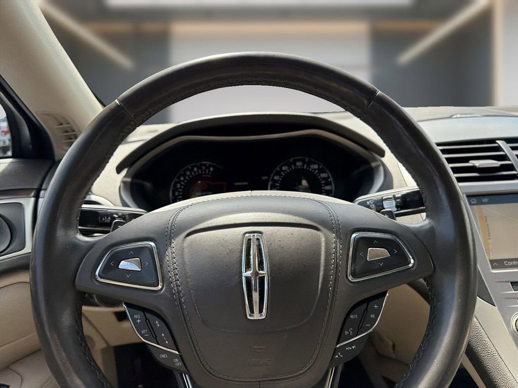 Used 2019 Lincoln MKZ Reserve w/ Reserve Plus Package AWD/4WD image 18