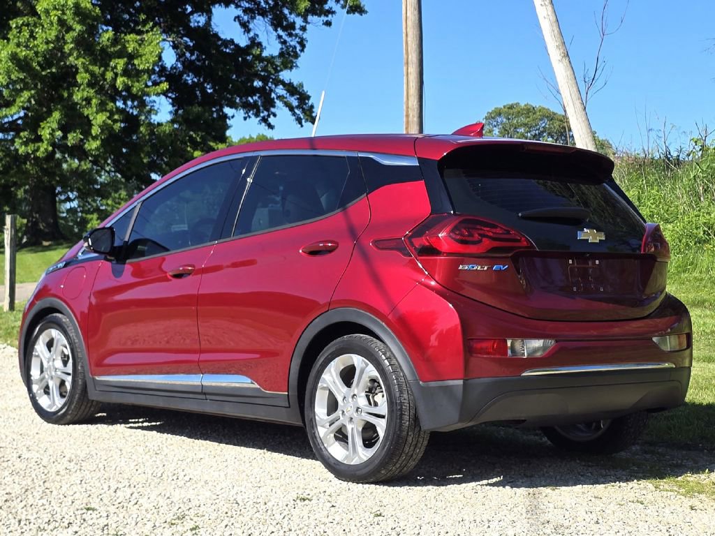 Used 2017 Chevrolet Bolt LT FWD image 4