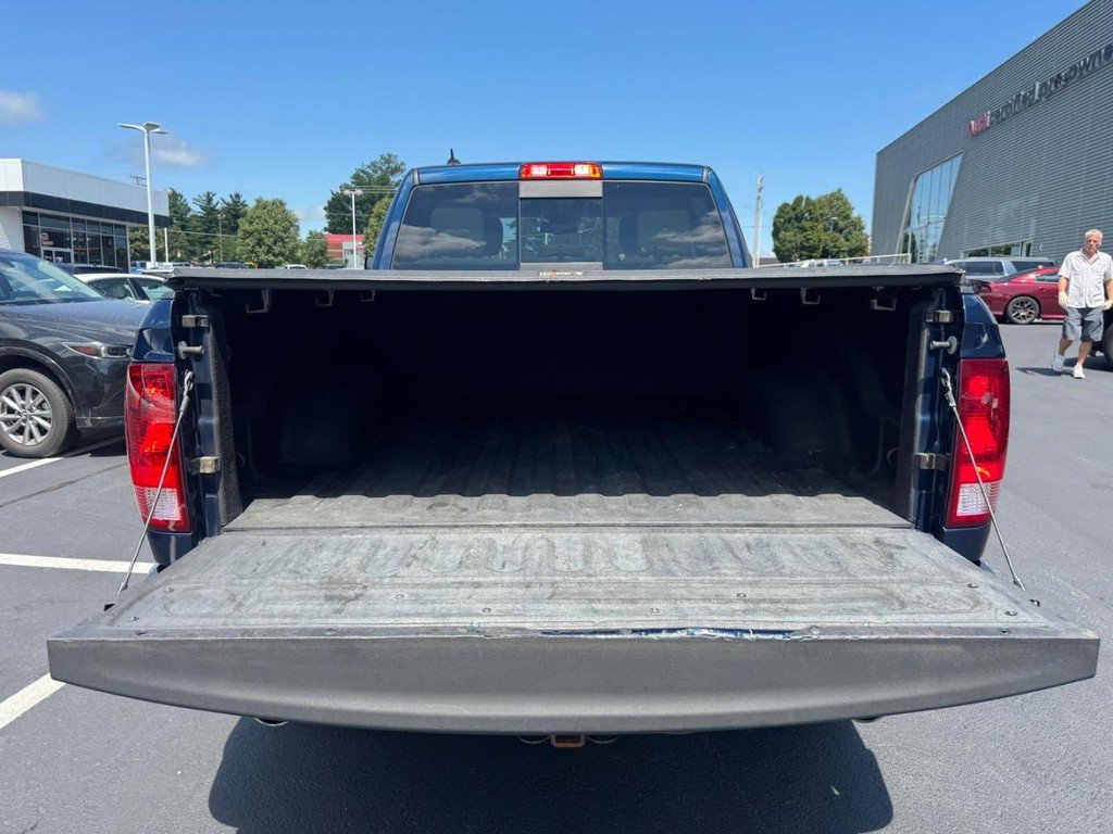 Used 2019 RAM 1500 Big Horn AWD/4WD image 4