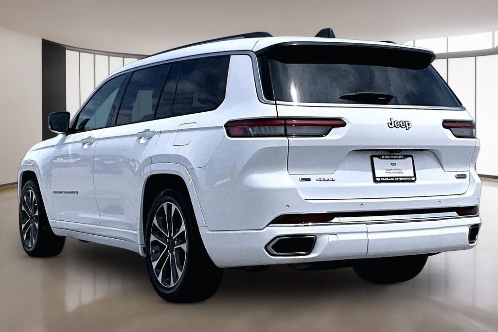 Used 2023 Jeep Grand Cherokee L Overland w/ Rear Seat Video Group I AWD/4WD image 12