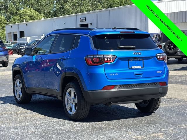Used 2023 Jeep Compass Latitude AWD/4WD image 2