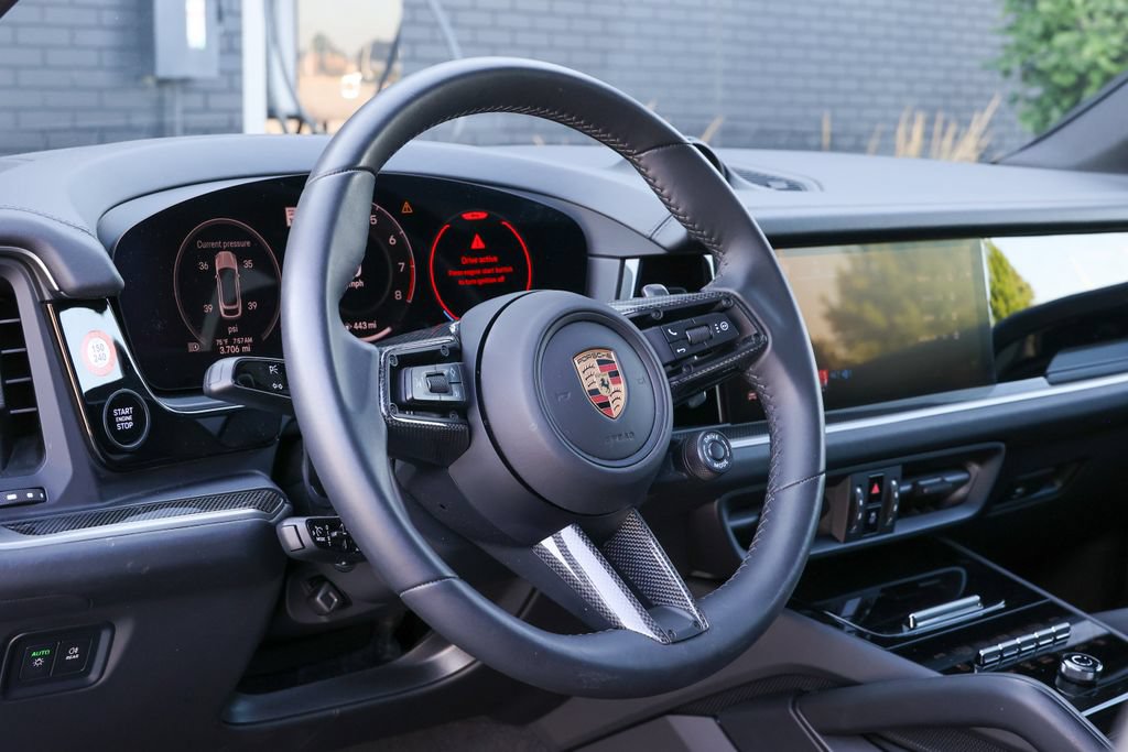 Certified 2026 Porsche Cayenne S AWD/4WD image 33