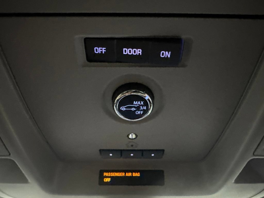 Used 2020 Cadillac Escalade ESV 4WD image 48