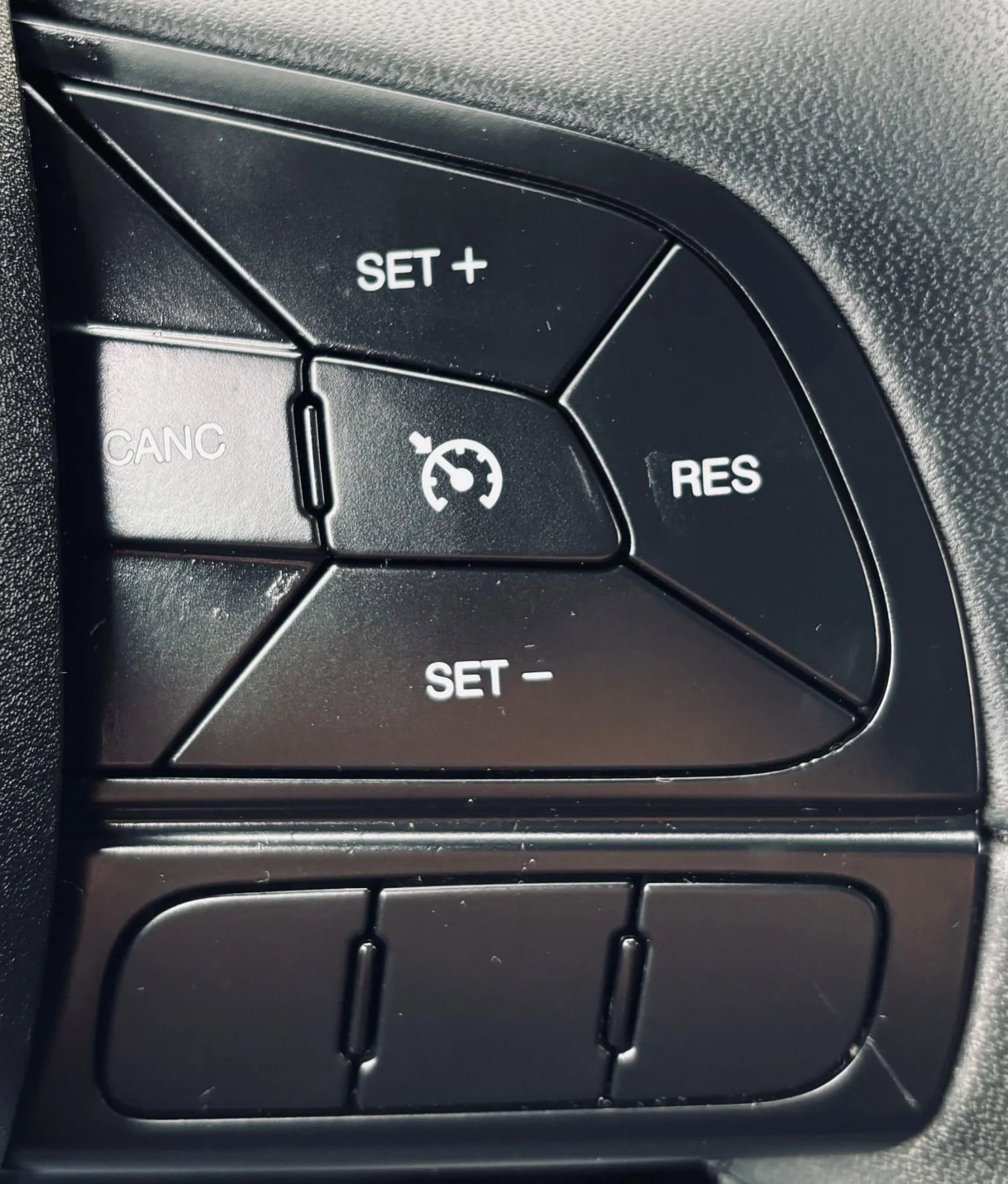 Used 2017 FIAT 500X Pop w/ Pop Popular Equipment Package image 12