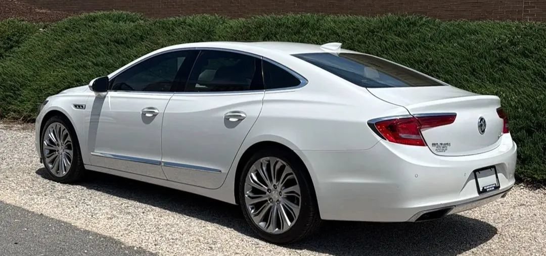 Used 2017 Buick LaCrosse Essence w/ Sun and Shade Package FWD image 6