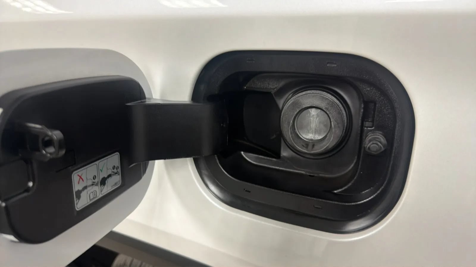Used 2019 Chevrolet Traverse LT FWD image 30