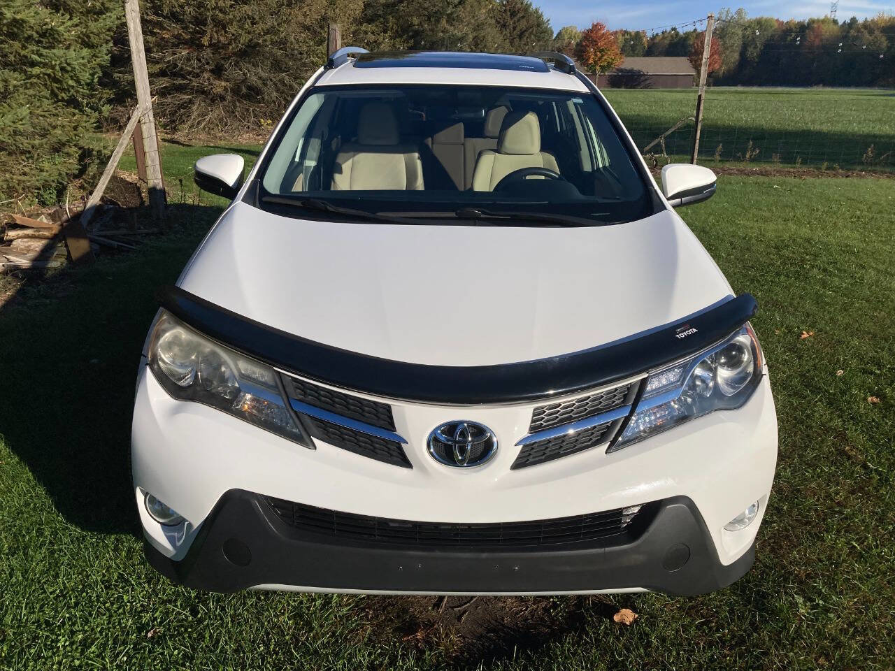 Used 2015 Toyota RAV4 XLE image 2