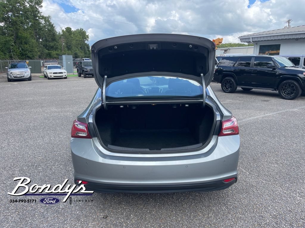 Used 2024 Chevrolet Malibu LT FWD image 14
