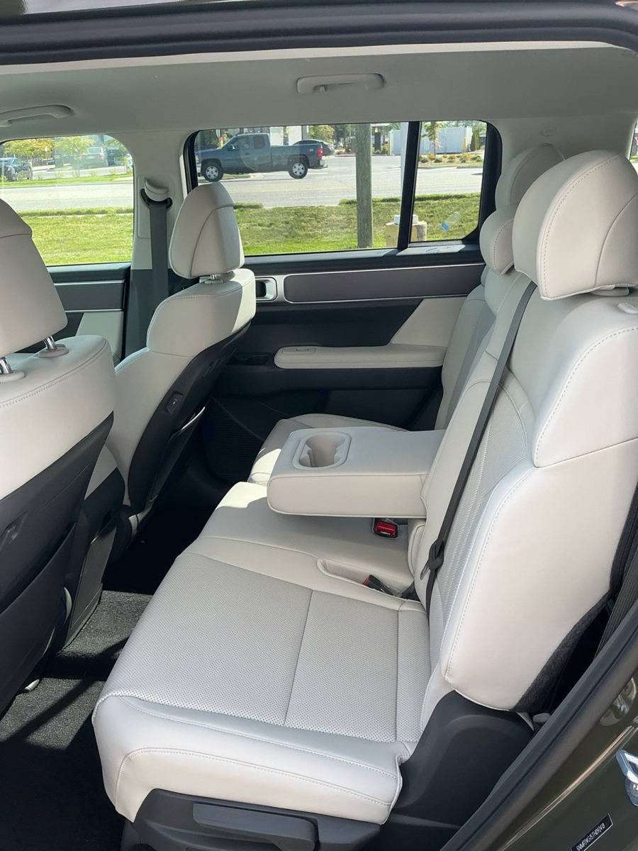 New 2026 Hyundai Santa Fe SEL FWD image 30